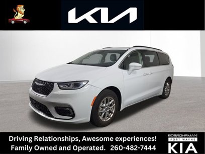 Used 2022 Chrysler Pacifica Touring-L