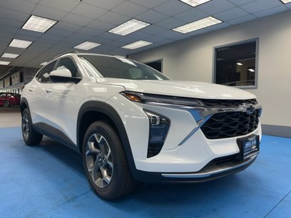 New 2025 Chevrolet Trax LT w/ Driver Confidence Package