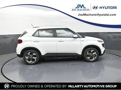 New 2025 Hyundai Venue SEL