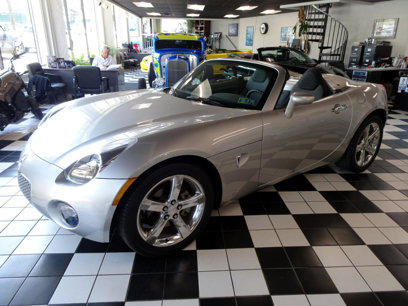 Used 2007 Pontiac Solstice Convertible w/ Preferred Package