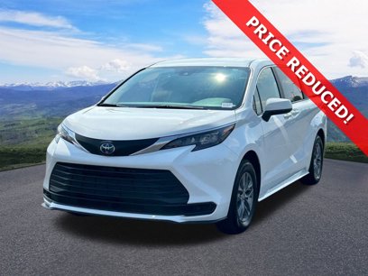 Certified 2025 Toyota Sienna LE