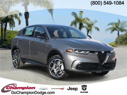 New 2025 Alfa Romeo Tonale w/ Premium Package