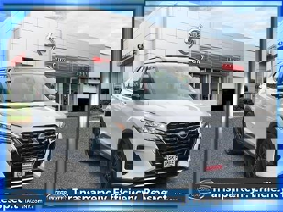 Used 2024 Nissan Kicks SR