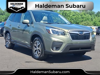 Used 2021 Subaru Forester Premium w/ Popular Package #1