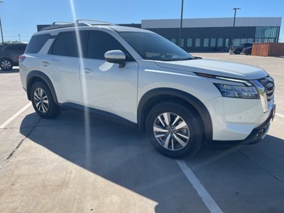 Certified 2022 Nissan Pathfinder SL