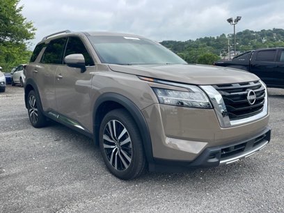 Used 2024 Nissan Pathfinder Platinum