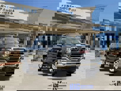 Used 2018 GMC Sierra 1500 SLE w/ SLE Value Package