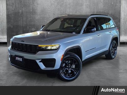 Used 2024 Jeep Grand Cherokee Altitude