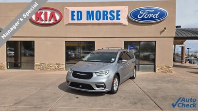Used 2021 Chrysler Pacifica Touring-L