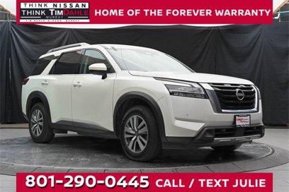Used 2022 Nissan Pathfinder SL w/ Cargo Package