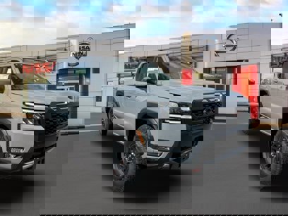 New 2026 Nissan Frontier PRO-4X w/ Pro Premium Package