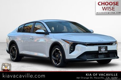 New 2025 Kia K4 EX