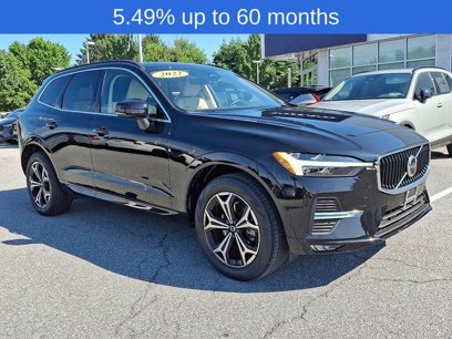 Certified 2022 Volvo XC60 B5 Momentum w/ Advanced Package