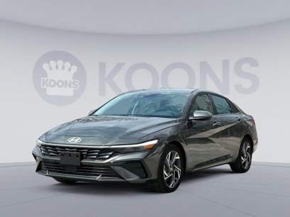 New 2025 Hyundai Elantra Limited