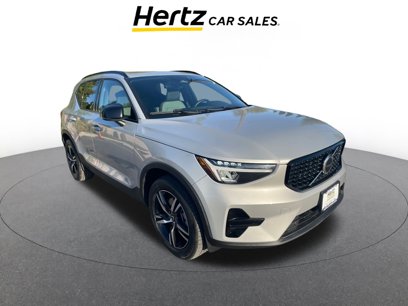 Used 2024 Volvo XC40 B5 Core