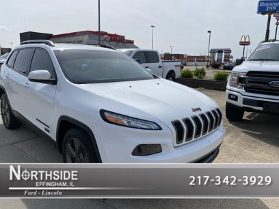 Used 2017 Jeep Cherokee Latitude w/ Comfort/Convenience Group