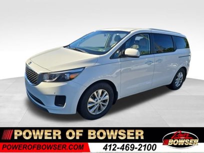 Used 2017 Kia Sedona LX w/ LX Essentials Premium Package