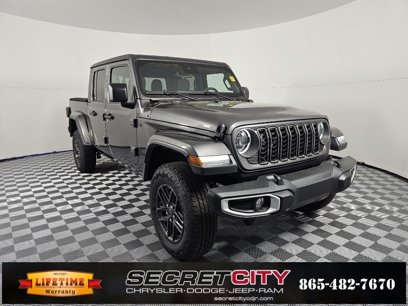 New 2024 Jeep Gladiator Sport