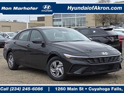 New 2025 Hyundai Elantra SE