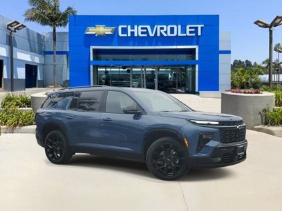 New 2025 Chevrolet Traverse RS w/ LPO, Floor Liner Package
