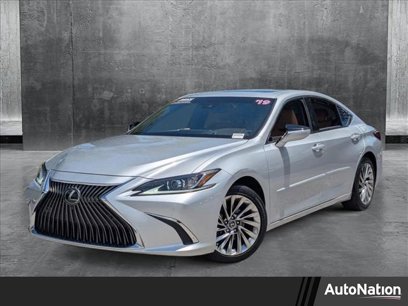 Used 2019 Lexus ES 350 Ultra Luxury w/ Accessory Package