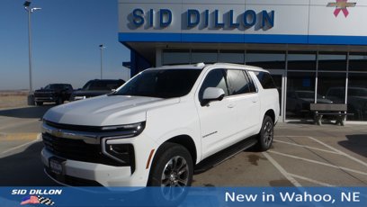 New 2025 Chevrolet Suburban LS