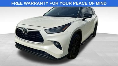 Used 2021 Toyota Highlander XLE