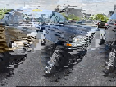 Used 2014 Lincoln Navigator L 4WD w/ Equipment Group 101A