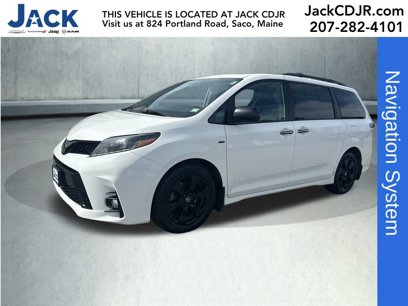 Used 2020 Toyota Sienna SE Premium