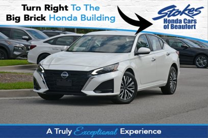 Used 2023 Nissan Altima 2.5 SV