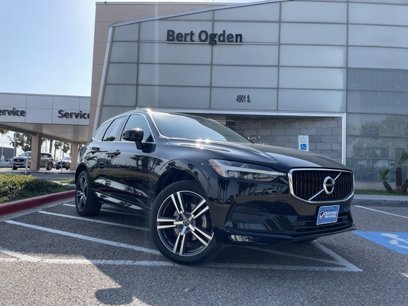Used 2021 Volvo XC60 T5 Momentum w/ Premium Package