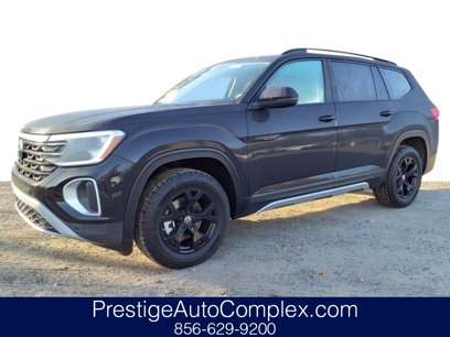 New 2025 Volkswagen Atlas Peak Edition SE