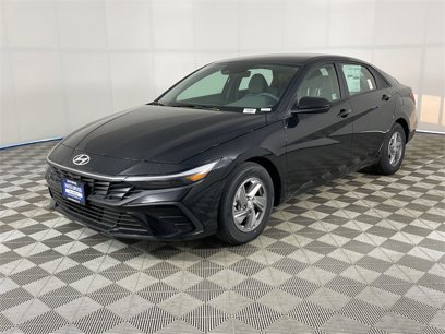 New 2025 Hyundai Elantra SE w/ Cargo Package