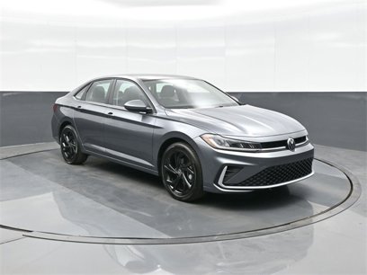 New 2025 Volkswagen Jetta SE
