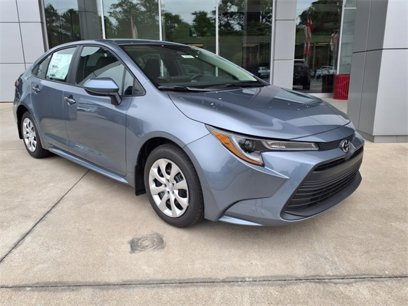 New 2025 Toyota Corolla LE
