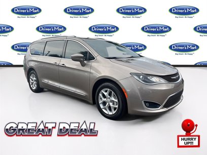 Used 2017 Chrysler Pacifica Touring-L Plus