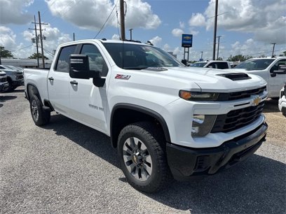New 2025 Chevrolet Silverado 2500 Custom w/ Custom Value Package