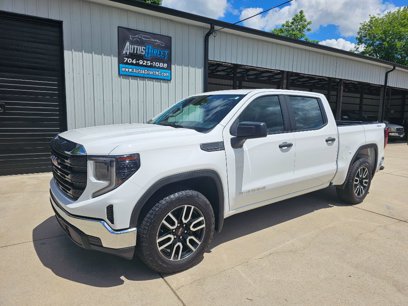 Used 2022 GMC Sierra 1500 Pro w/ Trailering Package