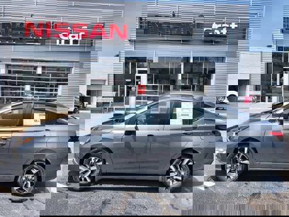 New 2025 Nissan Versa SV w/ Trunk Package