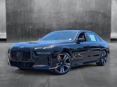 New 2025 BMW 760i xDrive w/ Autobahn Package