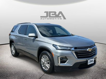 Used 2023 Chevrolet Traverse LT