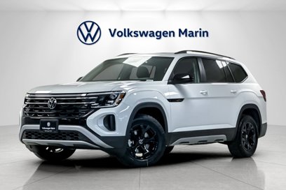 New 2025 Volkswagen Atlas Peak Edition SE