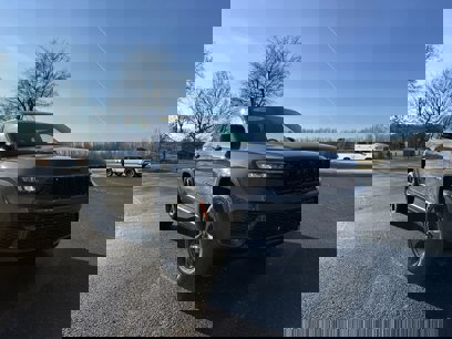 New 2025 Jeep Grand Cherokee Altitude