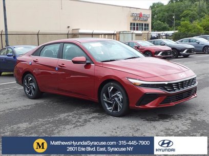 New 2024 Hyundai Elantra SEL w/ Convenience Package