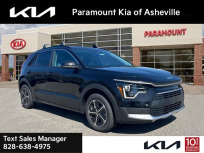 New 2025 Kia Niro LX