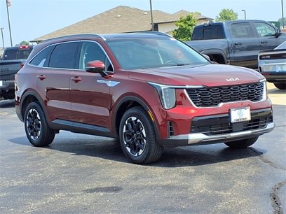 Certified 2024 Kia Sorento S w/ Panoramic Sunroof Package