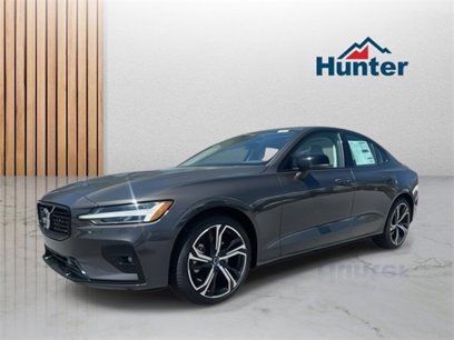 New 2024 Volvo S60 B5 Plus w/ Climate Package