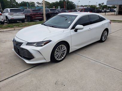 Used 2019 Toyota Avalon Limited w/ Advanced Safety Package