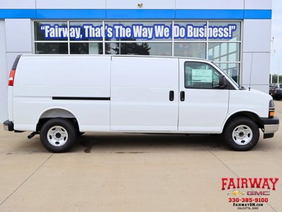 New 2025 Chevrolet Express 2500 Extended w/ Enhanced Convenience Package