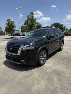 Used 2023 Nissan Pathfinder SL